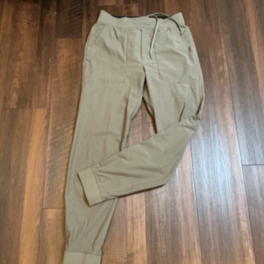Lululemon ABC Jogger Olive Green Khaki Tapered Stretch Pants Size M Activewear